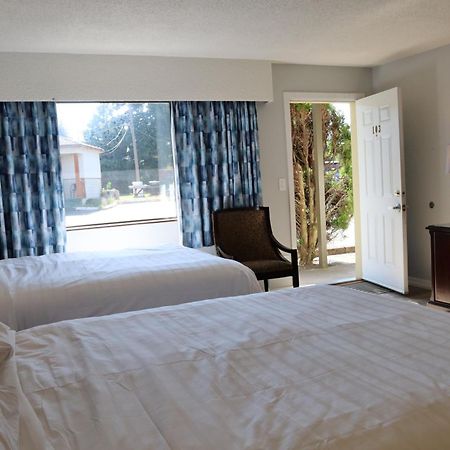 Skylite Motel Parksville Exterior foto